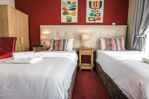 Mc Kevitts Village Hotel