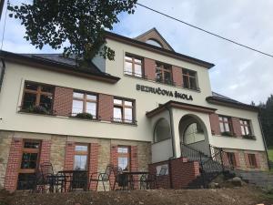 Penzion Bezručova škola Staré Hamry Česko
