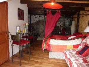 B&B / Chambres d'hotes Ferme des Combettes : photos des chambres