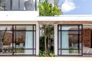 Villa Nonnavana - 12-minute walk to Batu Bolong Beach