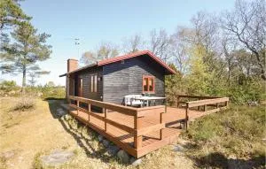 Two-Bedroom Holiday Home In Glesborg - Allingåbro