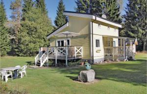 Lovely Home In Sknes Fagerhult With Kitchen