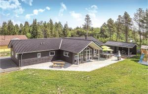 Five-Bedroom Holiday Home In Blavand