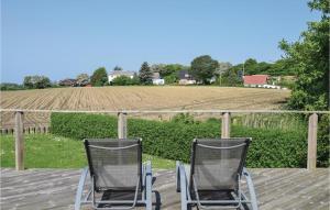 Four-Bedroom Holiday Home In Humble