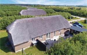 Five-Bedroom Holiday Home In Ulfborg