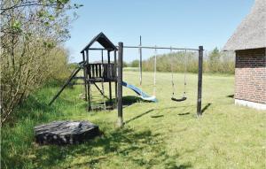 Five-Bedroom Holiday Home In Ulfborg