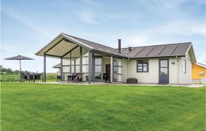 Three-Bedroom Holiday Home In Nordborg