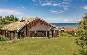 Two-Bedroom Holiday Home In Farevejle