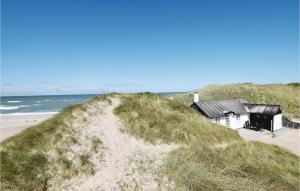 Two-Bedroom Holiday Home In Ulfborg