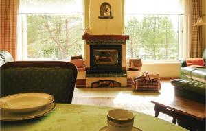 Three-Bedroom Holiday Home in Studzienice