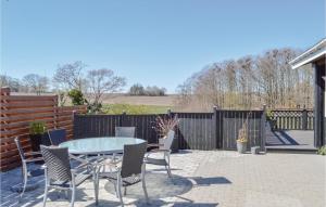 Two-Bedroom Holiday Home In Kirke Hyllinge