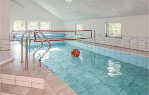 Six-Bedroom Holiday Home In Blavand