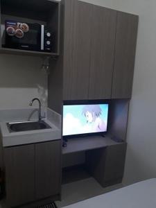 Edsa Urban Deca Tower Condo Unit with Wifi and Netflix