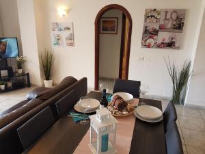 San Marino with heated pool, only 450 meters to the beach, wifi