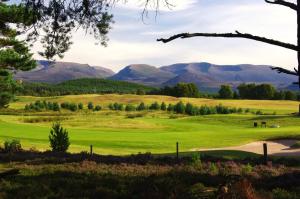 Silverglades Holiday Homes - 4-star hotels in Aviemore