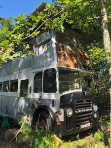 Sejours a la ferme Cosmic English Bus 2 floor : photos des chambres