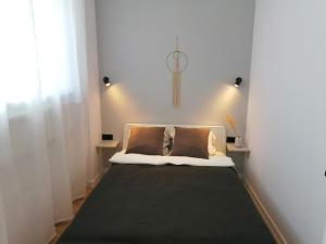 Sunny Apartment II