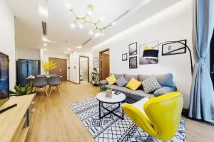 Serviced Apartment in Metropolis near Lotte and Daewoo Hanoi - Liễu Giai