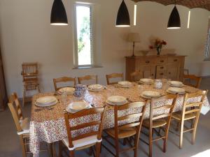 Maisons de vacances Florimont - Vaste gite a la ferme : photos des chambres