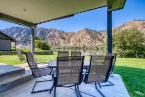 Connect with the Columbia - Entiat