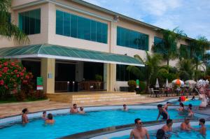 Parque aquático 24 horas NO LACQUA em CALDAS NOVAS