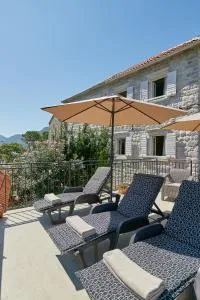 Mediterranean Holiday House & Apartments - Прчань
