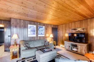 Bay Point Lakefront 1B Down - Brenchley Mobile Home Park