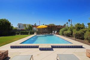 Three Bedroom House room in Camelback Garden