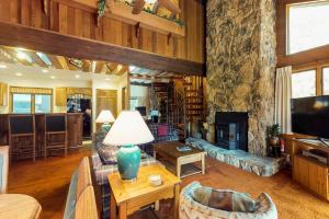 Mammoth Pines 11 - 3hvězdičkové hotely ve městě Mammoth Lakes