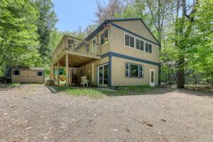 Four Bedroom House room in Bunk Beds & Beaches