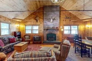 Breakwater Lodge - The Forks