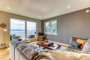 Paradise Cove Retreat