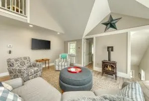 Hobby Hops Farmhouse - Northport