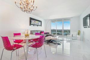Luxury Beachfront Condo in Prime South Beach