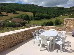 Maisons de vacances Au Pied des Vignes : Maison de Vacances