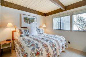 Dollar Meadows 1383