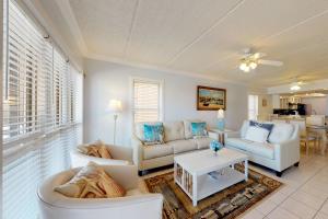 Beachview Condominiums: #204