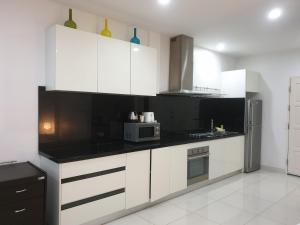 View Talay 6 Pattaya Beach by CANDO