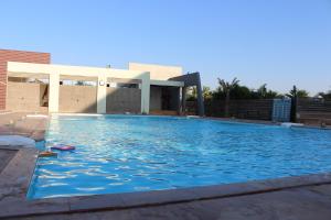 7 Seasons resort & Spa