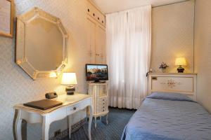 Classic Single Room - no smoking room in Hotel Rialto