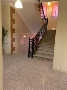 منازل بجيلة للشقق المخدومة Manazel Begela