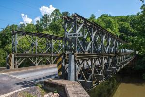 Bucky and Doe Does Place