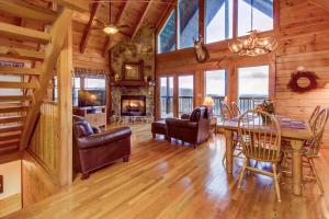 Two Bedroom House room in A Point of View