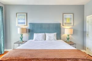 Savannah Lez Frederick: Gallery