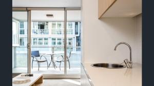 Hi 5 star luxury Adelaide City Apartment