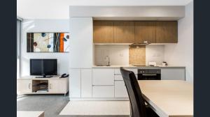 Hi 5 star luxury Adelaide City Apartment