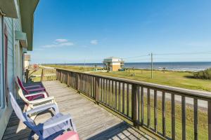 Three Bedroom House room in Island Home