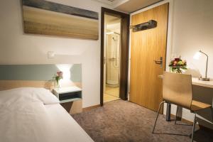 Budget Single Room room in Hotel Kreuz
