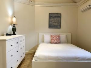 Olivia Street Retreat