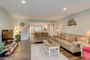 Two Bedroom Apartment  room in Greens 133